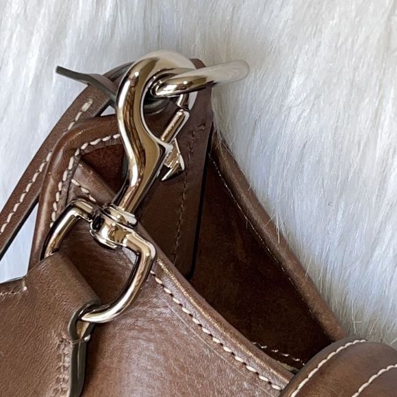 Dooney & Bourke brown leather shoulder bag purse - Picture 6 of 15